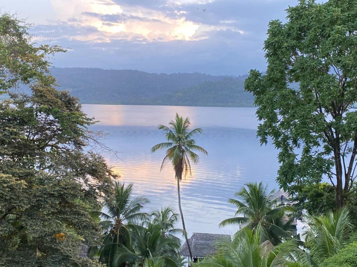 Finca Vela Lodge 博卡斯德尔托罗 外观 照片