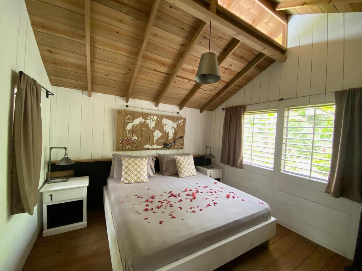 Finca Vela Lodge 博卡斯德尔托罗 外观 照片